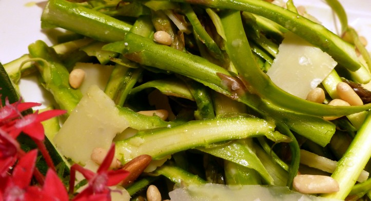Asparagus Ribbon Salad with Lemony Vinaigrette