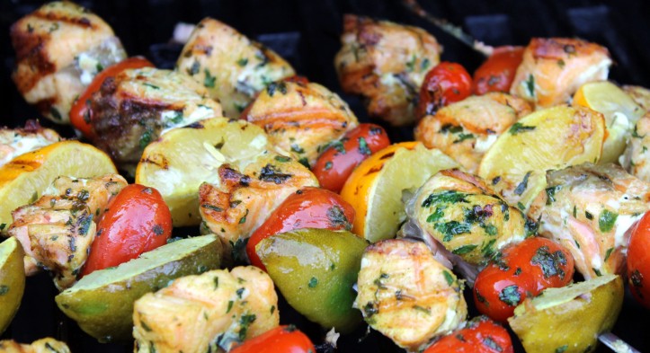 Herbed Salmon ‘n Tomato Kabobs