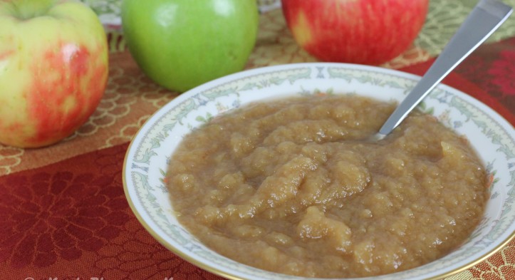 No-Fuss Crockpot Applesauce